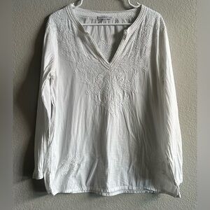 Catalog Favorites white v neck embroidered shirt, women’s large. 100% cotton.